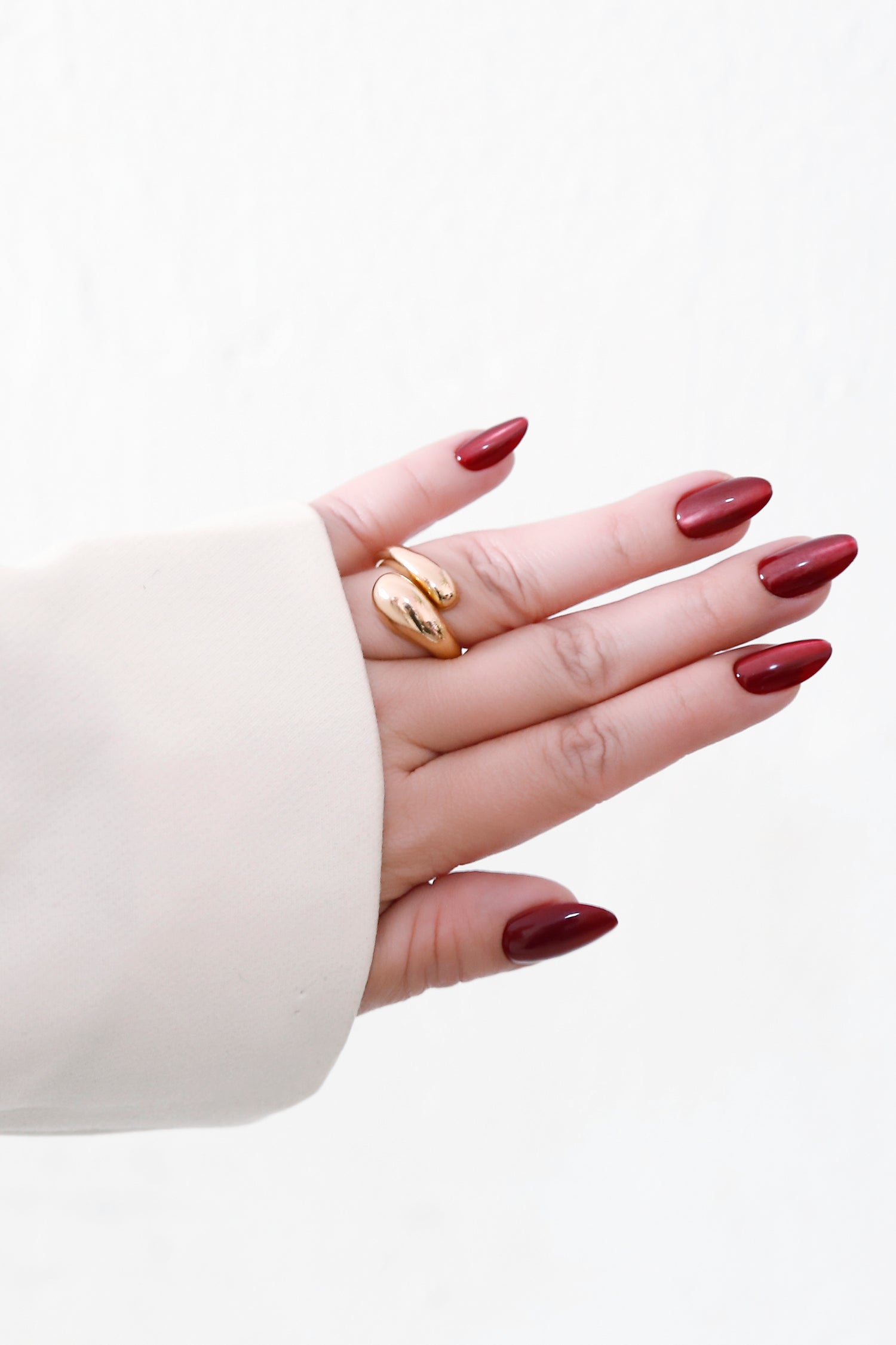 Cherry Eclipse  - Almendra Corta