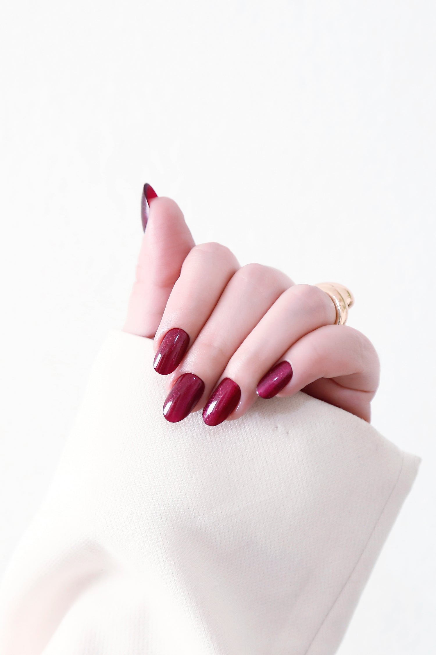 Velvet Wine – Oval Corta