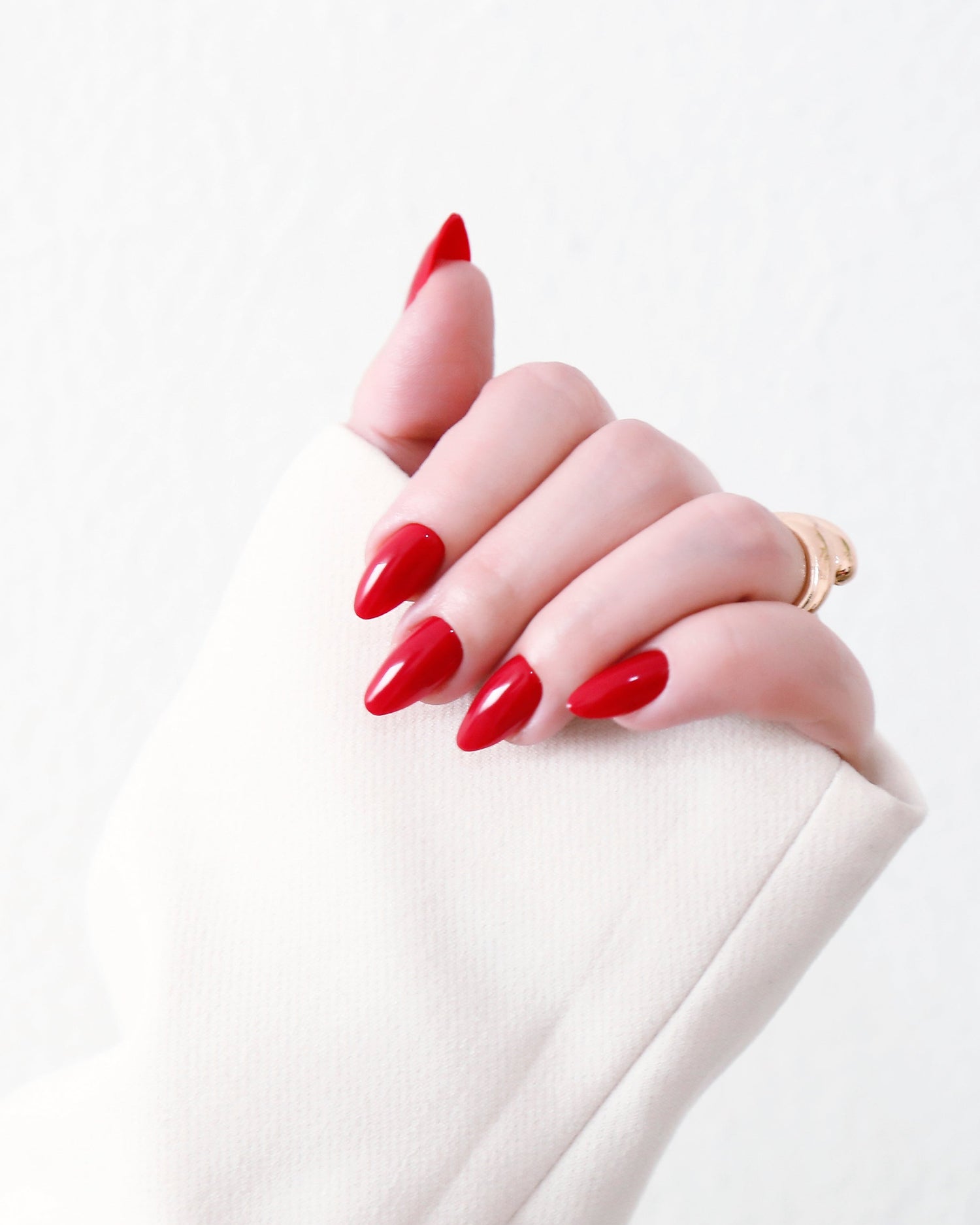 Sexy Red - Almendra corta