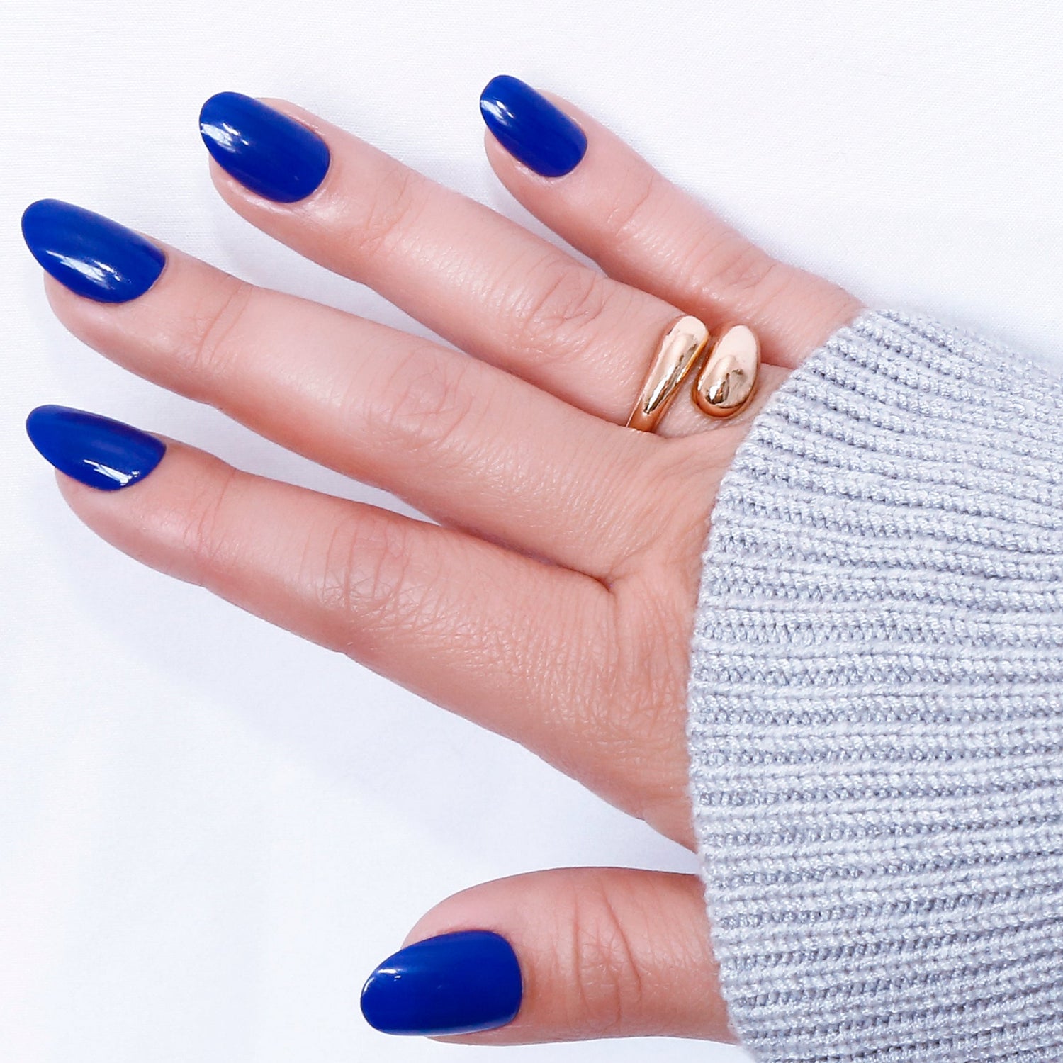 Royal Blue Glow – Oval Corta